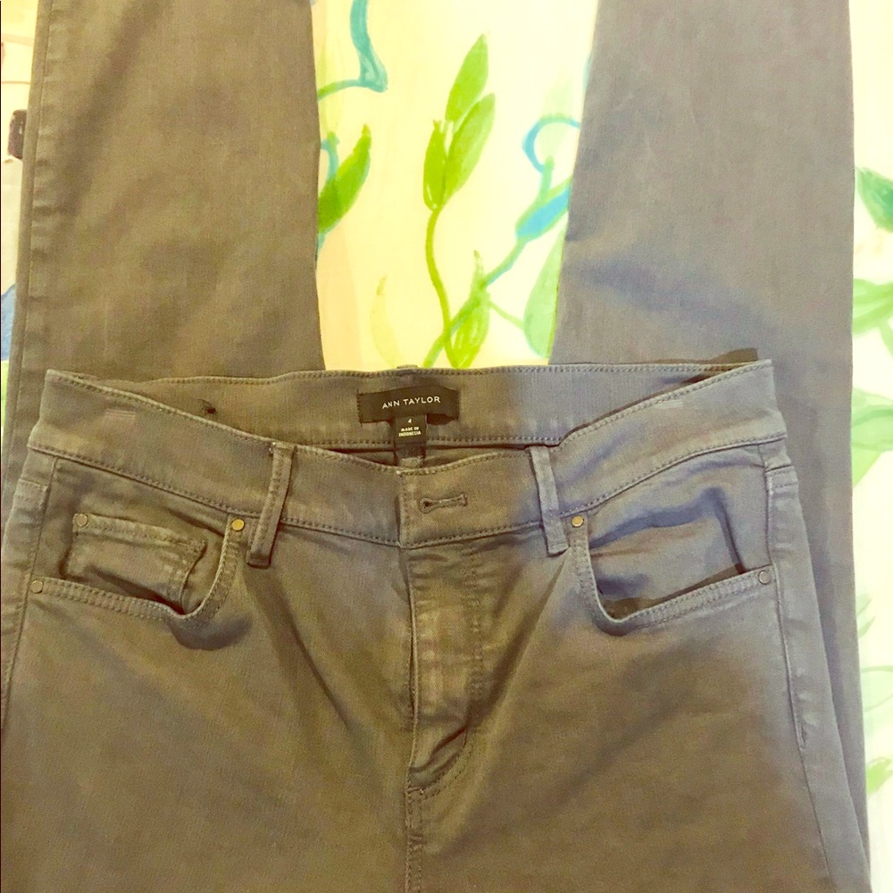 Ann Taylor Pants in Dark Grey